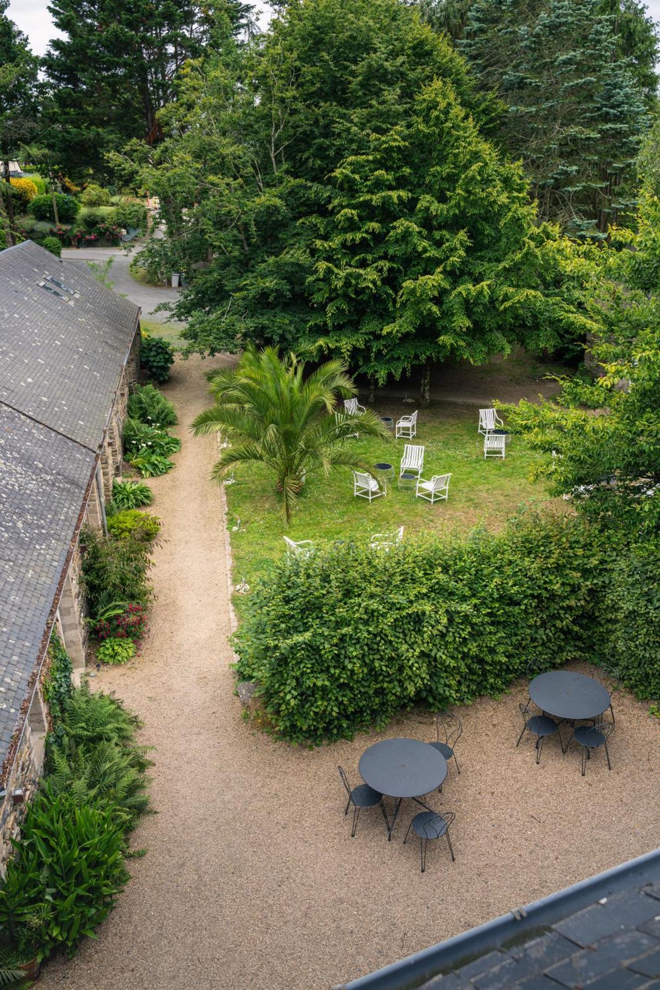 Hotel Kastell Dinec'H Minihy-Treguier Exterior photo