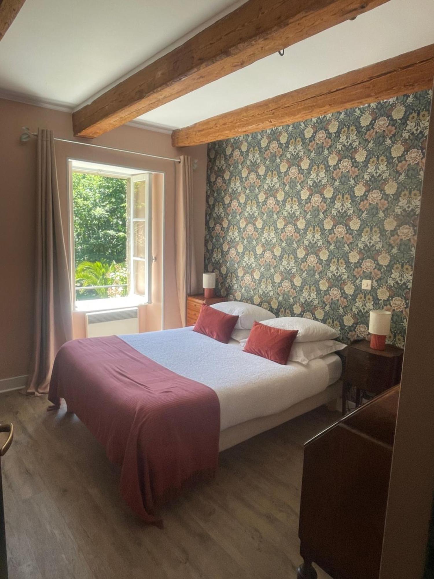 Hotel Kastell Dinec'H Minihy-Treguier Exterior photo
